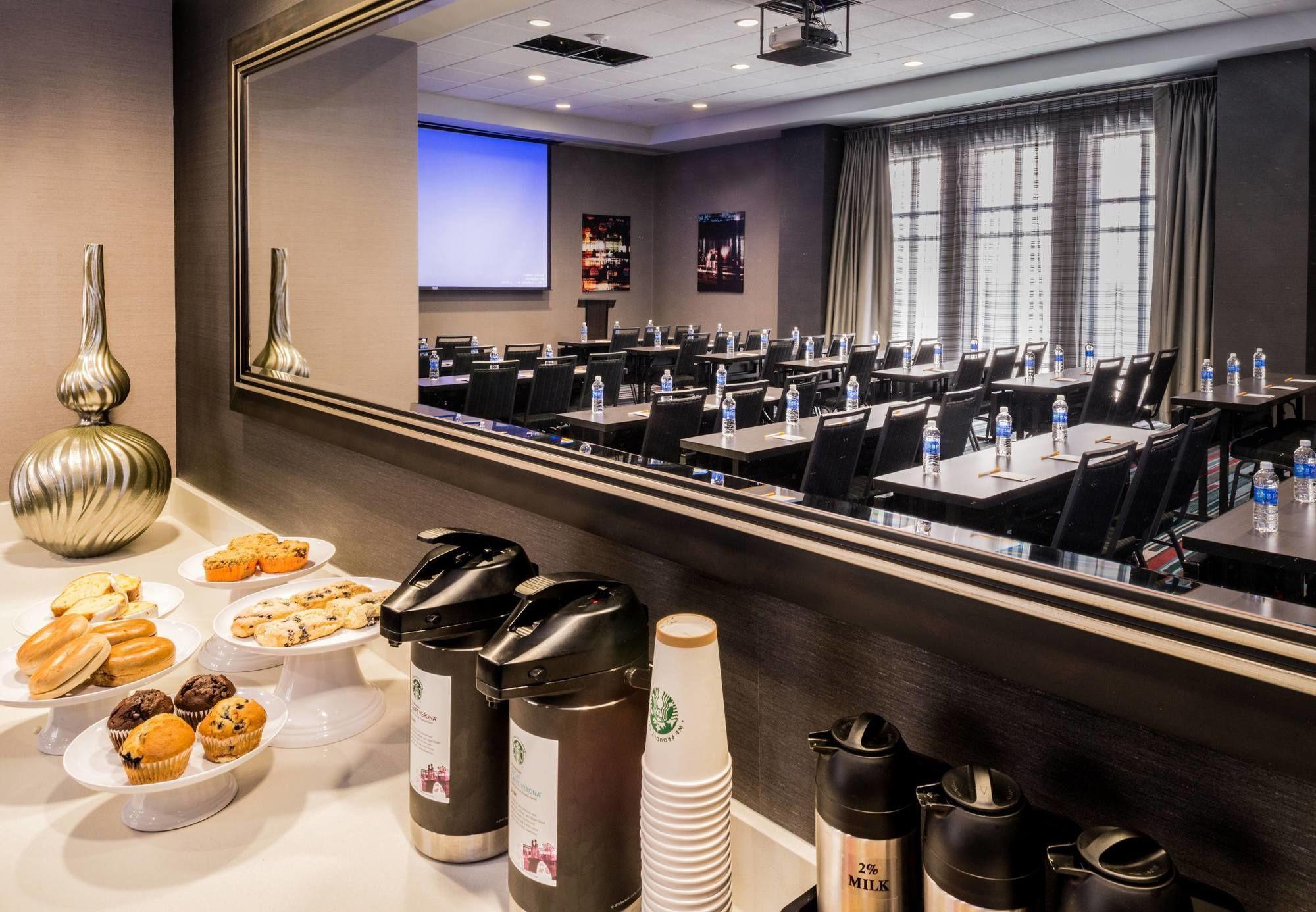 Hotel Courtyard By Marriott Wilmington Downtown/Historic District Extérieur photo