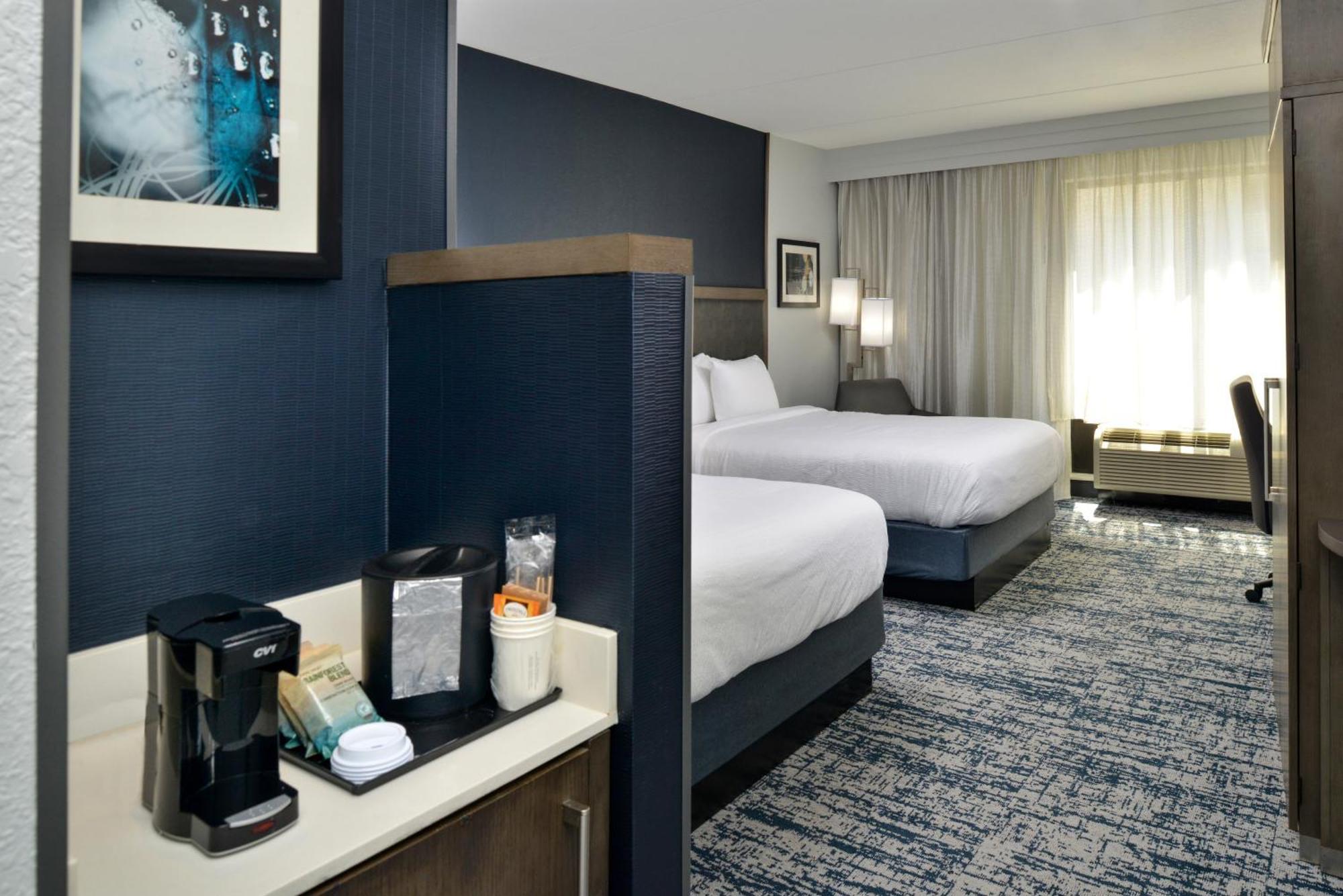 Hotel Courtyard By Marriott Wilmington Downtown/Historic District Extérieur photo