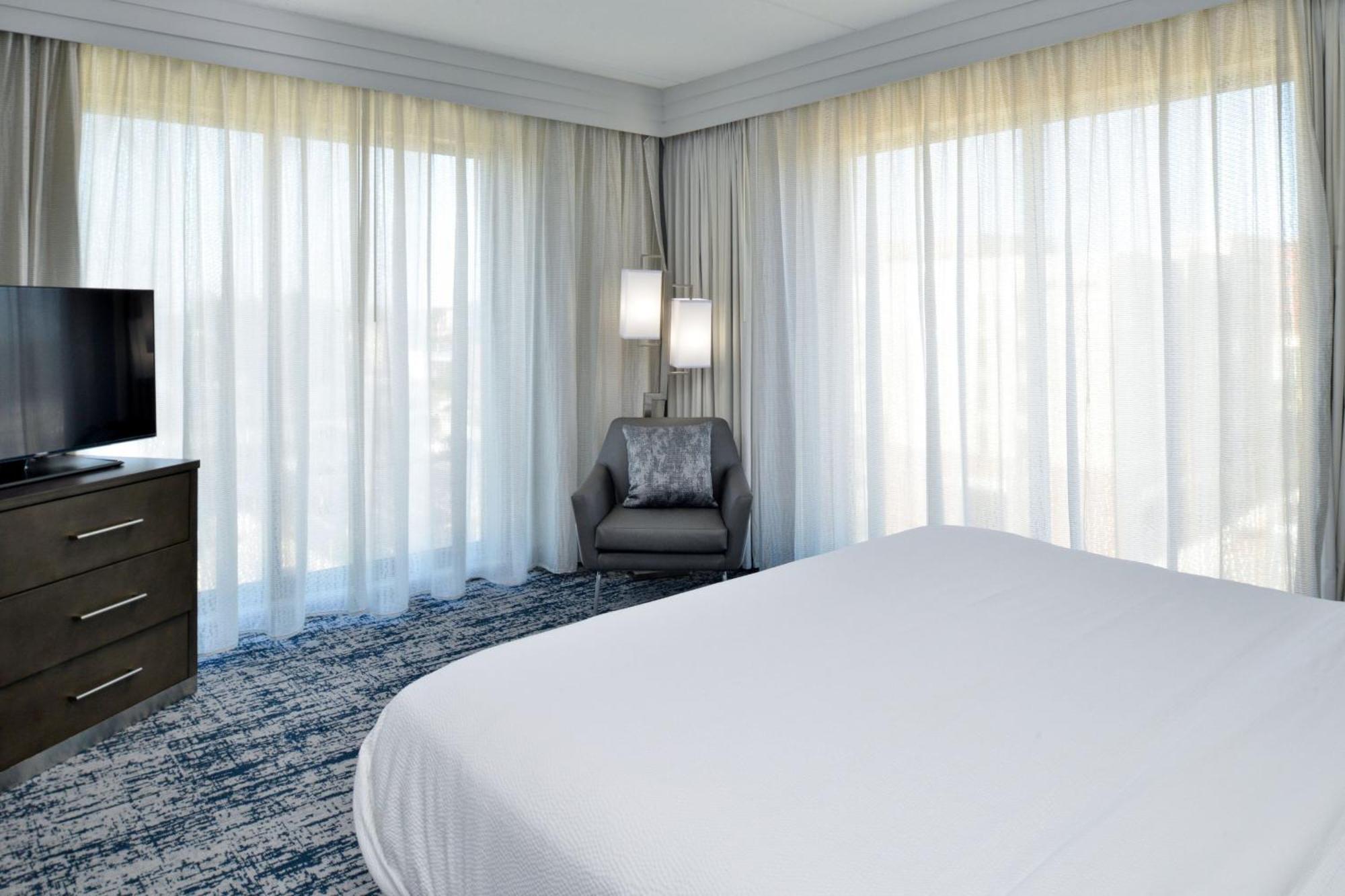 Hotel Courtyard By Marriott Wilmington Downtown/Historic District Extérieur photo